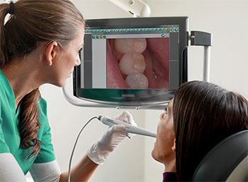 Using The Intraoral Camera